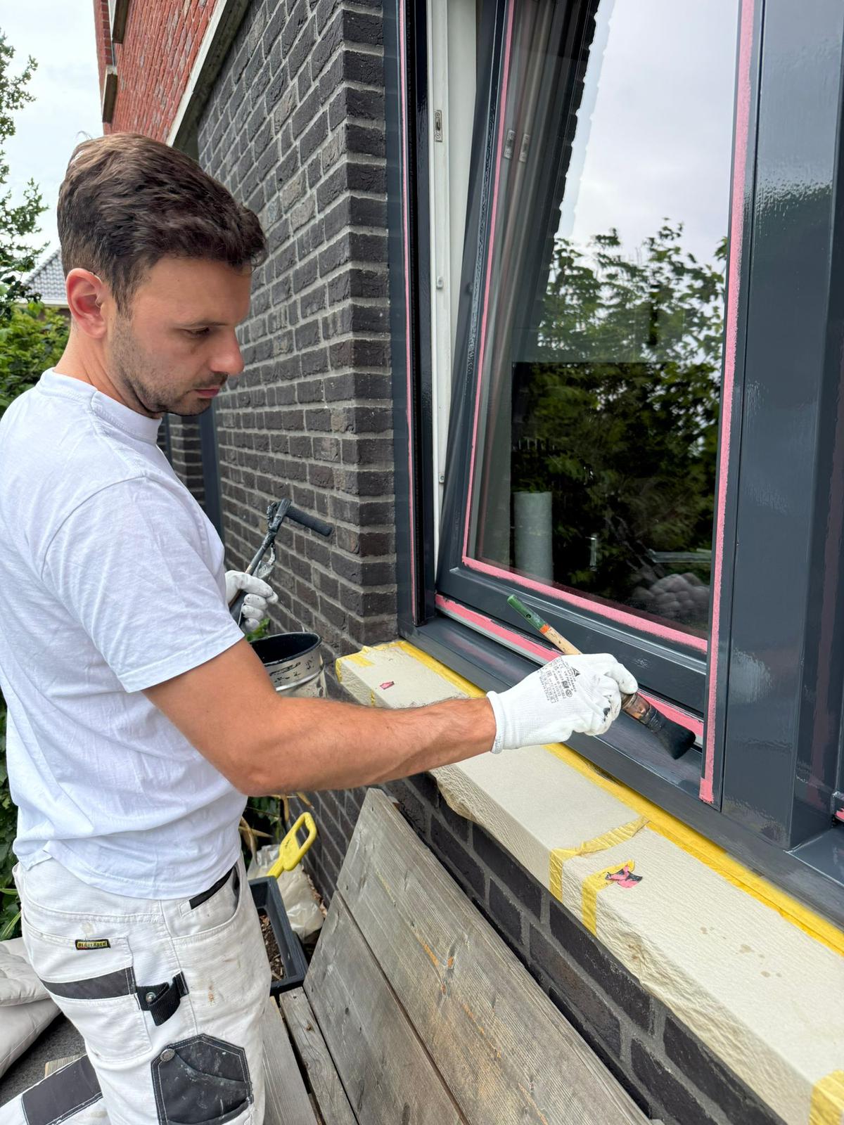 Buitenschilderwerk door Van Sonsbeek